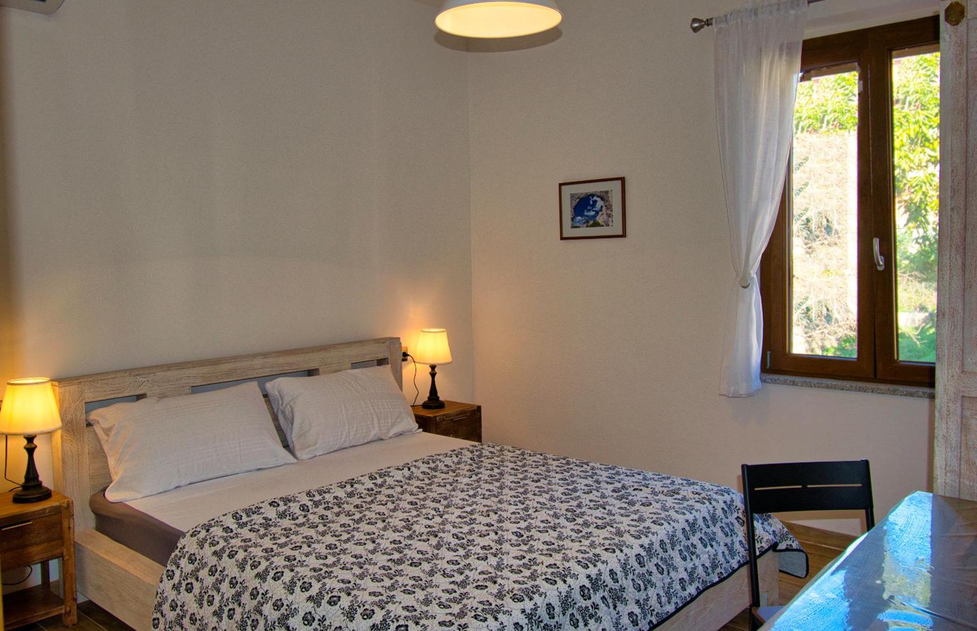 Dommu Livia Hotel Lotzorai Kültér fotó