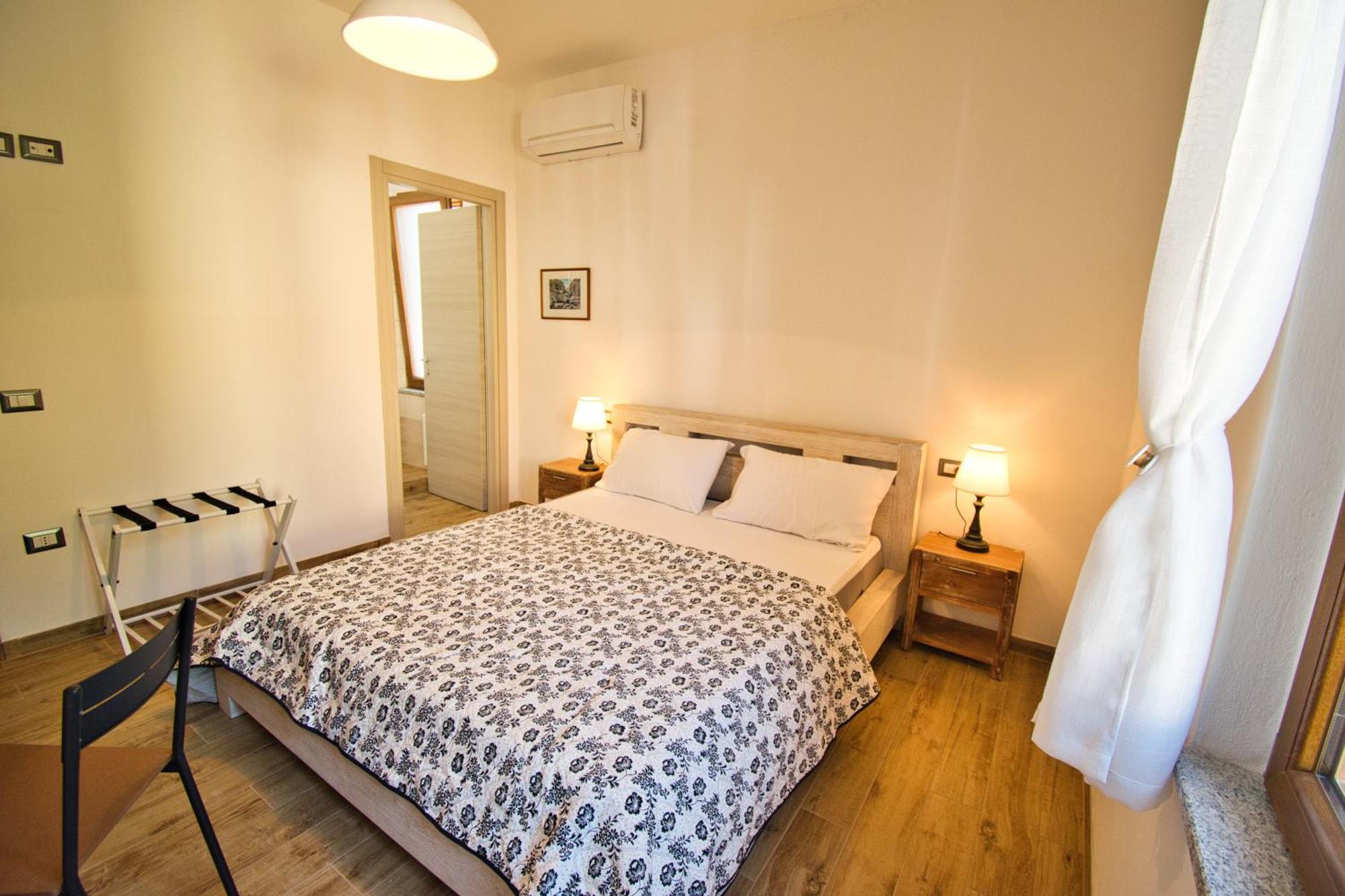 Dommu Livia Hotel Lotzorai Kültér fotó