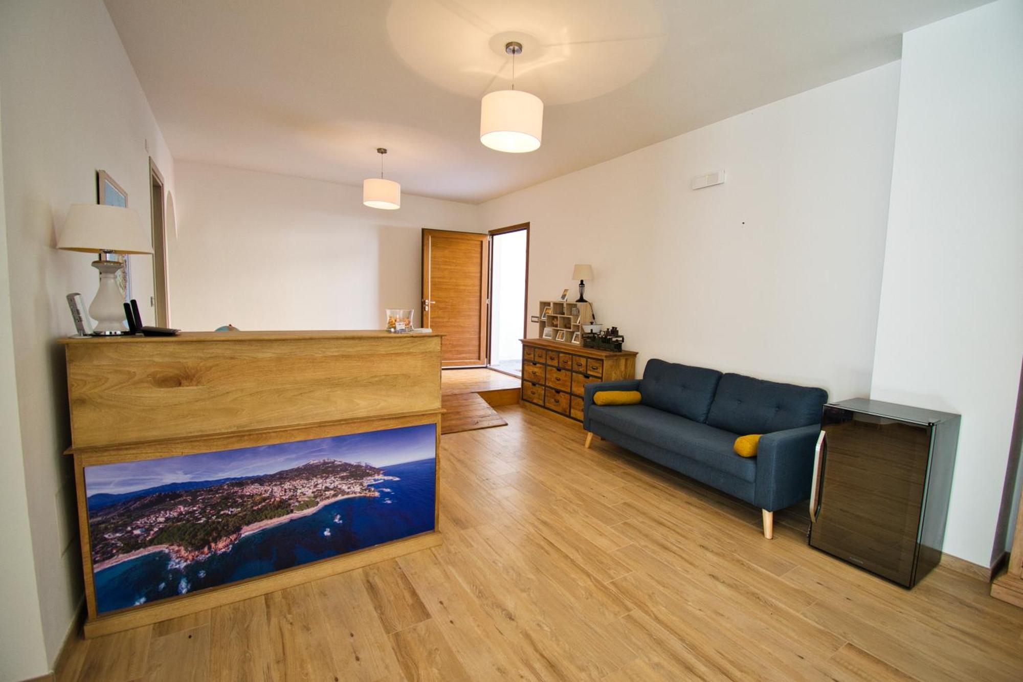 Dommu Livia Hotel Lotzorai Kültér fotó