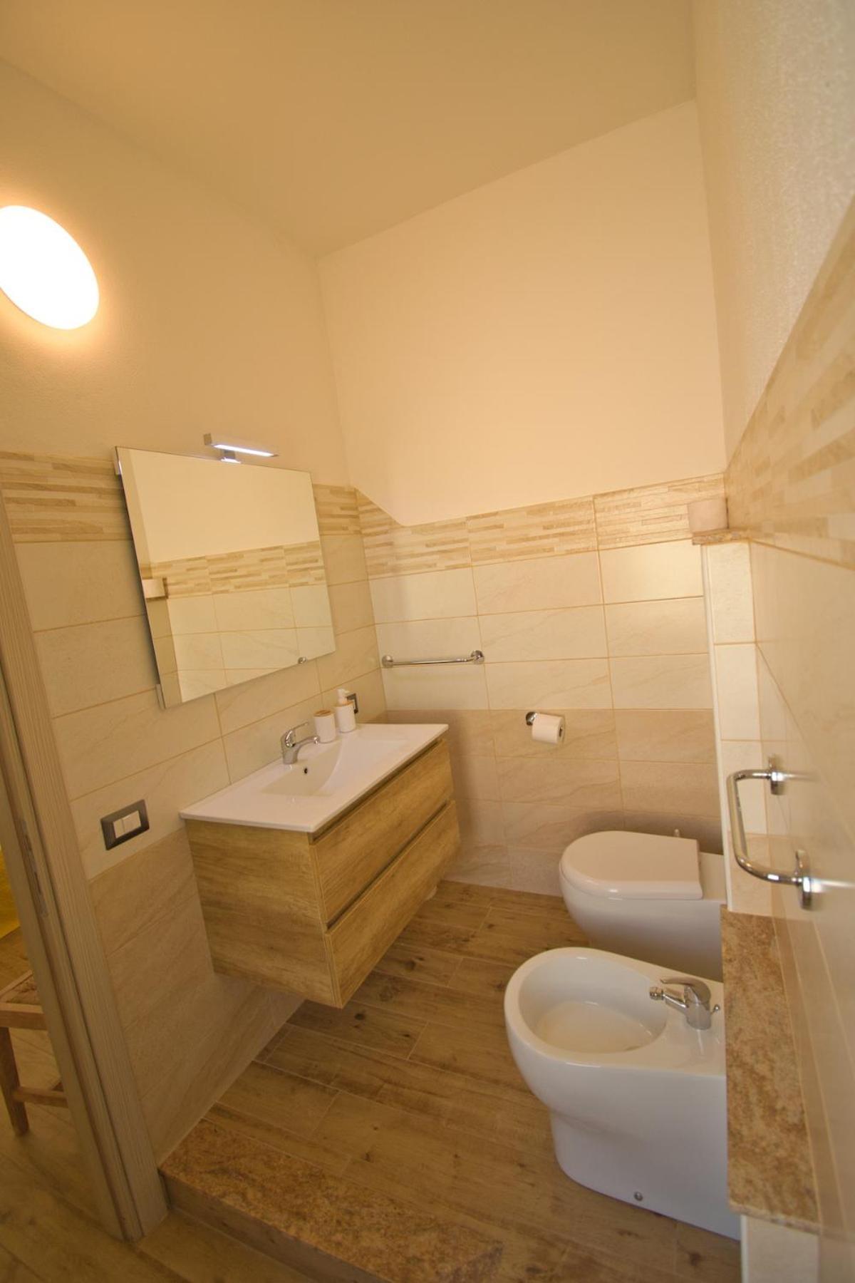 Dommu Livia Hotel Lotzorai Kültér fotó